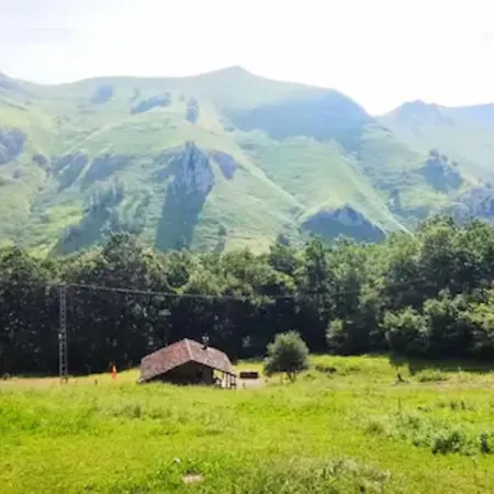 Pasiega La Reina Del Paraíso * San Roque de Ríomiera