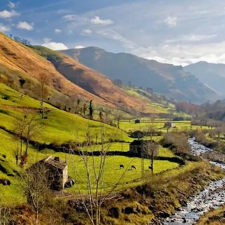 Pasiega La Reina Del Paraíso *
