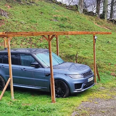 Pasiega La Reina Del Paraiso Lantställe San Roque de Ríomiera